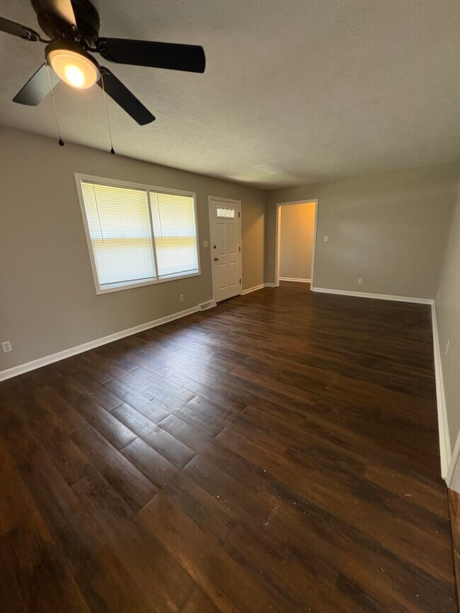 Photo - 5030 Benton Rd