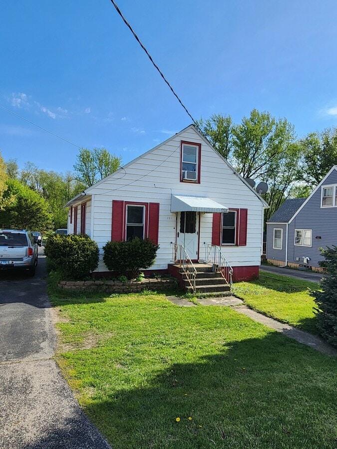 Photo - 351 E Crystal Lake Ave House