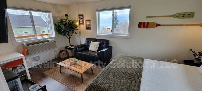 Photo - 923 E Central Entrance Unidad All Utilities Included