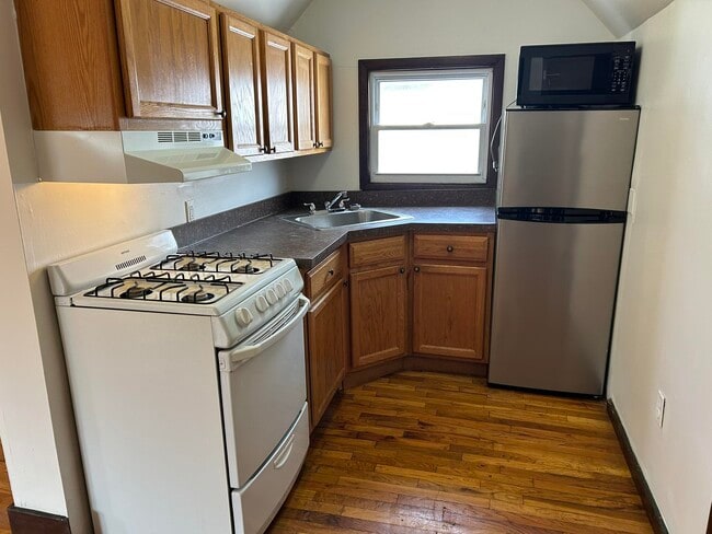 Photo - 16 46th St Unit 5
