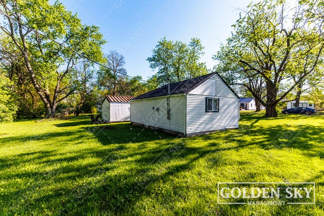 Photo - 2321 N Macedonia Ave