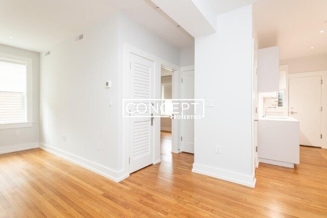 Building Photo - 17 Forest St Unit 32CP