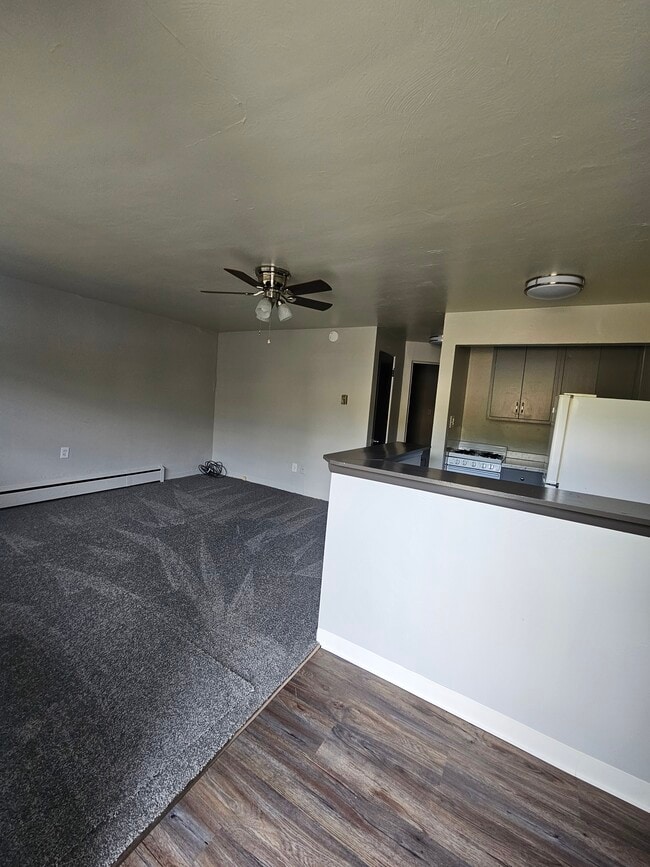 Photo - Sleepy Hollow Apartments