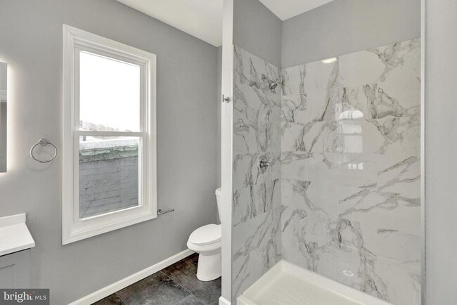 Photo - 1156 Franklin St Unit 2