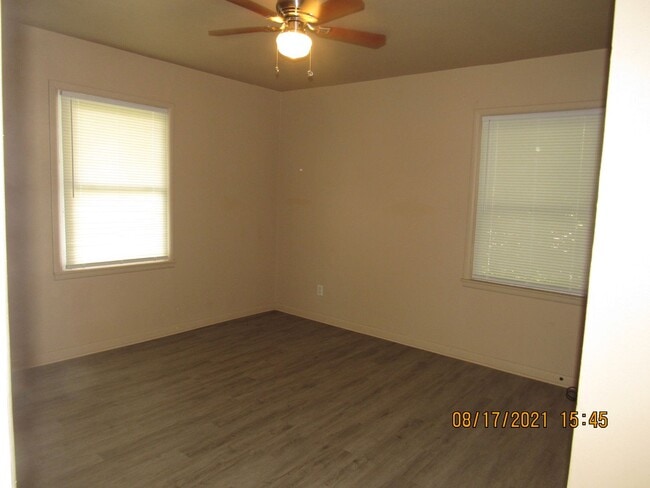 Photo - 3802 NW Dearborn Ave