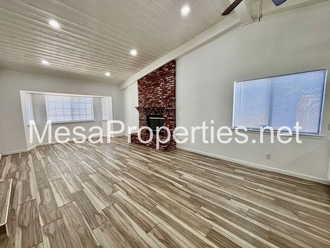 Photo - 15717 Bear Valley Rd