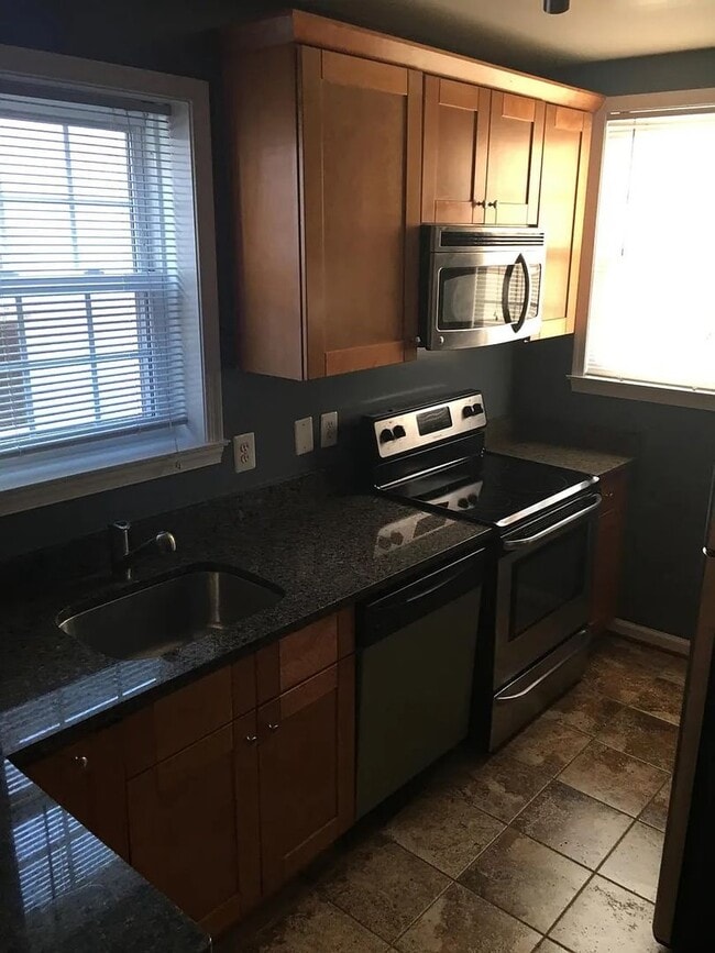 Photo - 640 11th St NE Unit 3