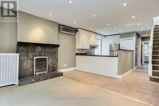 Photo - 253 Bedford Rd Unit Upper