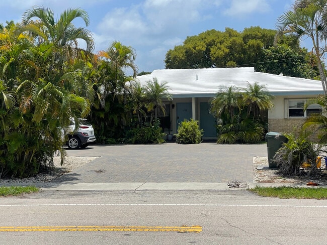 Photo - 184 NW 4th Ave Unit A