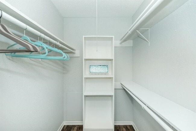 Photo - 3001 Hillcroft St Unidad G0307