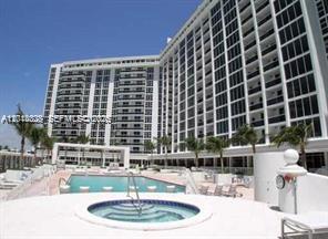 10275 Collins Ave Unit 1435