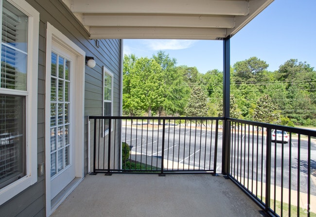 3BR, 2BA - 1,230 SF