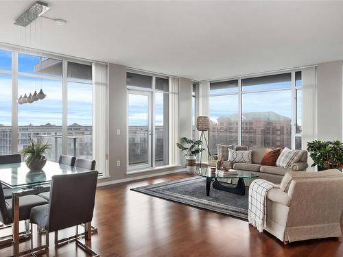 Photo - 100-100 Saghalie Rd