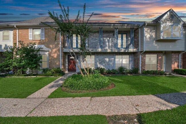 Photo - 1617 W Sam Houston Pkwy S