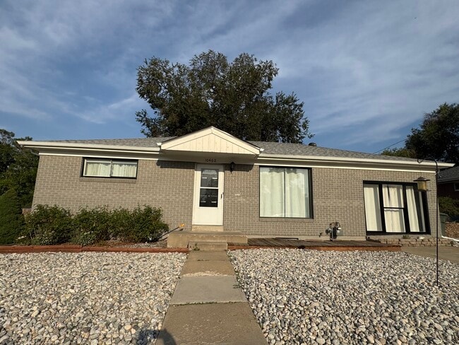 Building Photo - 10462 Washington Way Rental