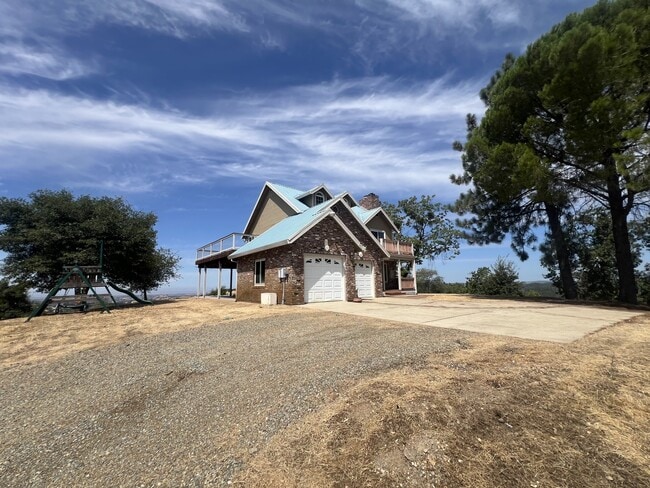 Photo - 12040 Twin Pines