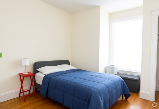 Building Photo - 54 Egmont St Unit 2 Rental