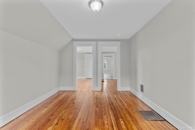 Photo - 14 Ellsworth Ave Unit 3