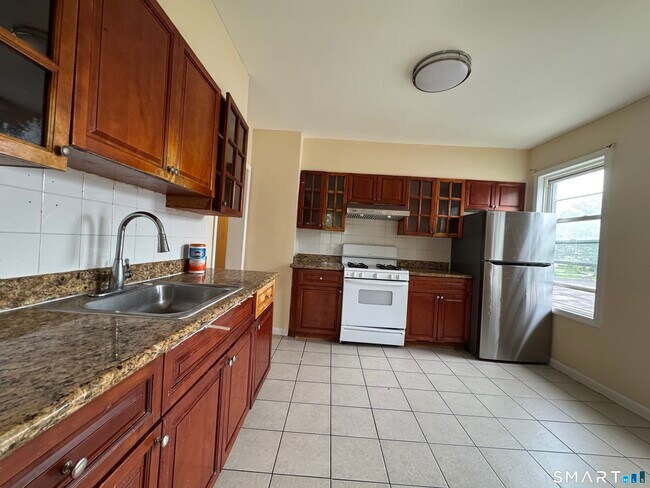 752 Boston Ave Unidad 2fl