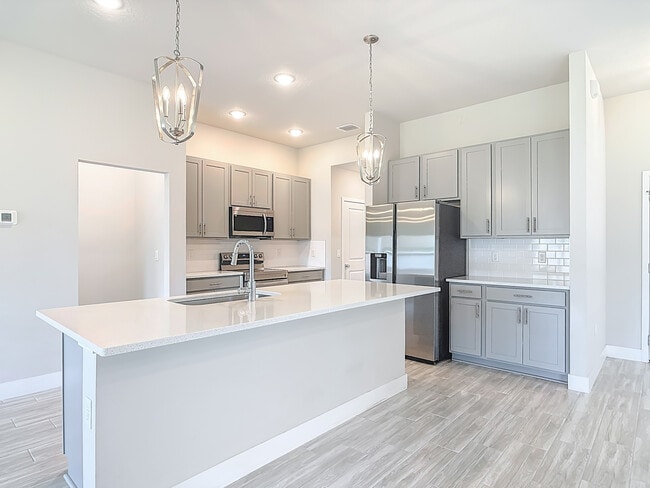 Photo - 60 Ballenger Ln