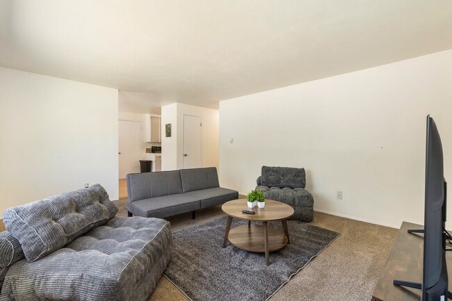 Building Photo - 15706 Ash Way Rental