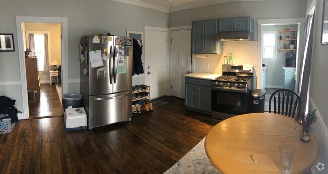 Building Photo - 377 Pearl St Unit 2 Rental