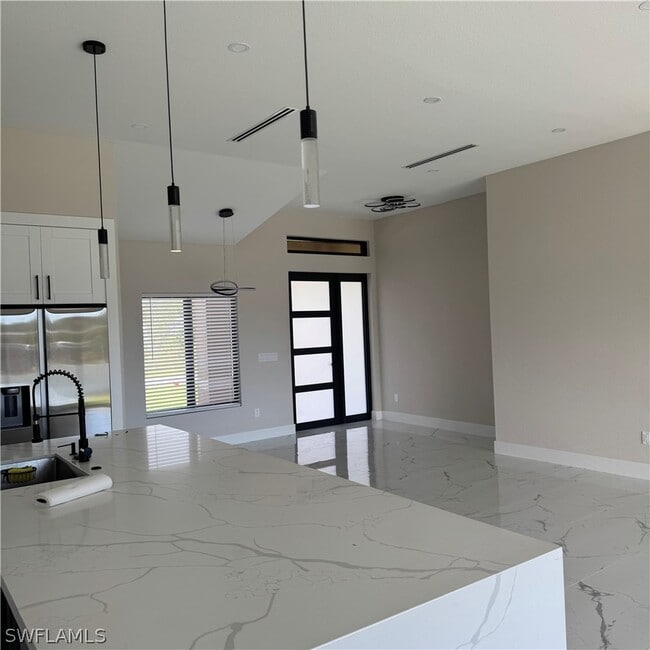 Photo - 2805 24th St W