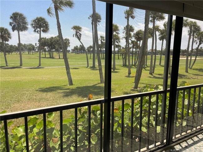 Photo - 5565 NE Gulfstream Way