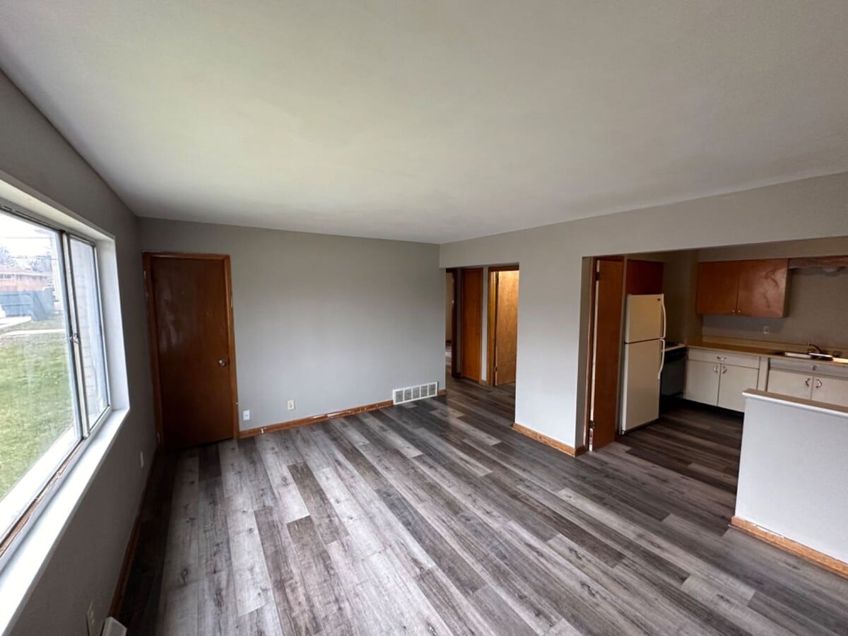 7731 W Hampton Ave. (8 Unit) - 7731 W Hampton Ave. (8 Unit)