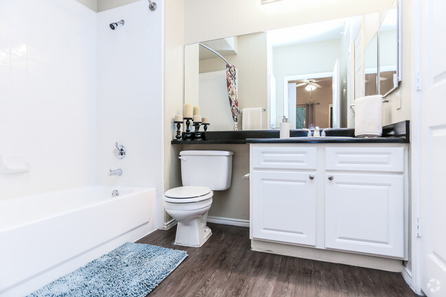 Bathroom - Northland at the Arboretum Apartments