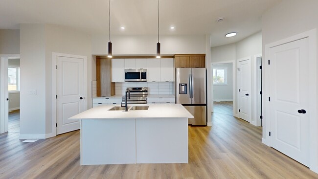 Photo - 10201-10126 126 Ave