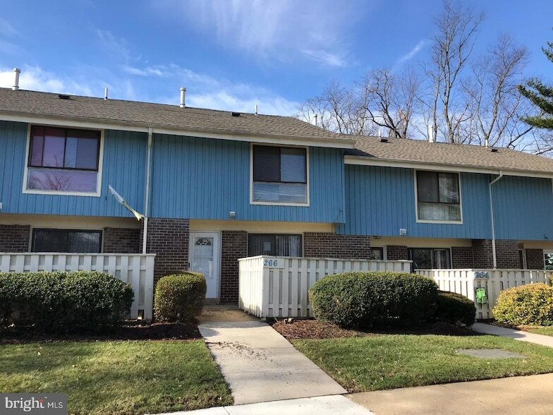 Photo - 266 Echelon Rd