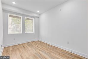 Photo - 3842 Fairmount Ave