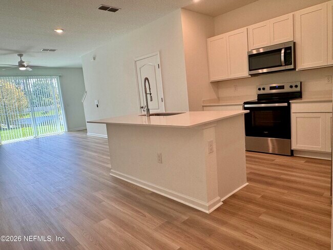Photo - 5989 Ortega Lk Dr