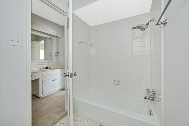 Photo - 12002 Moorcreek Dr