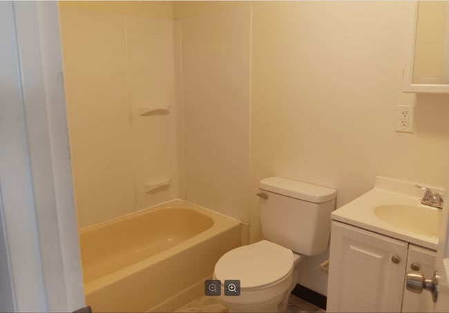 Photo - 5304 Jackson St Unit 2