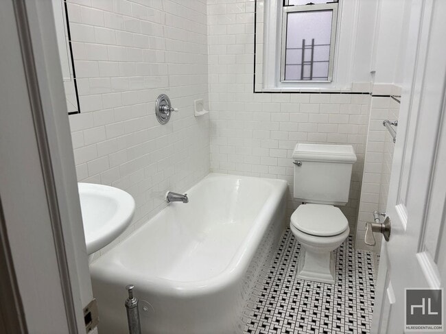 Photo - WEST 13 STREET Unit 41