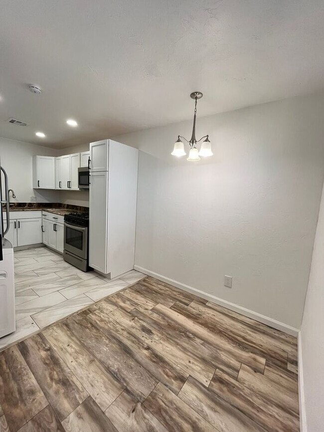Photo - Large 1 Bed 1 Bath Apt in Aurora Add NW OKC