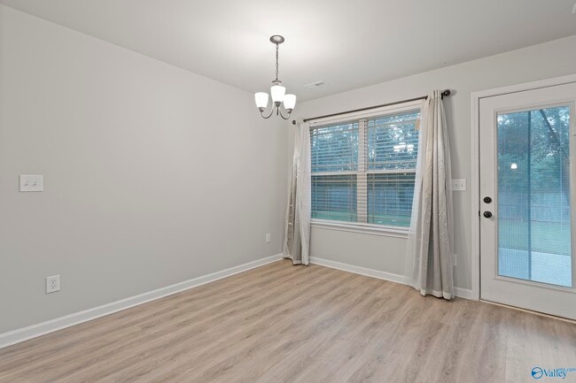 Photo - 118 Beaver Brook Pl