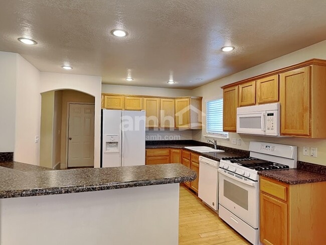 Photo - 10766 N Cypress