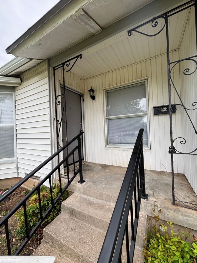 Photo - 4900 Geddes Ave