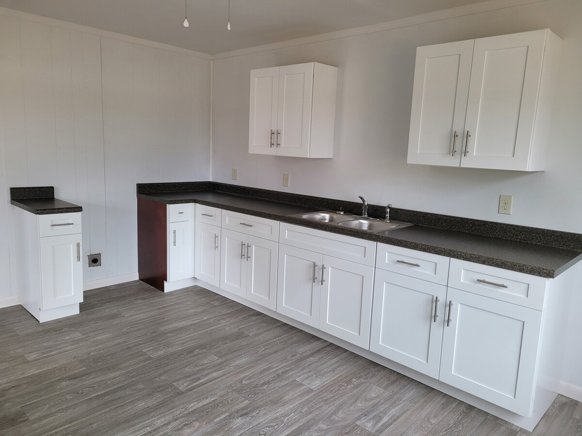 Kitchen - 130 E Cherry St