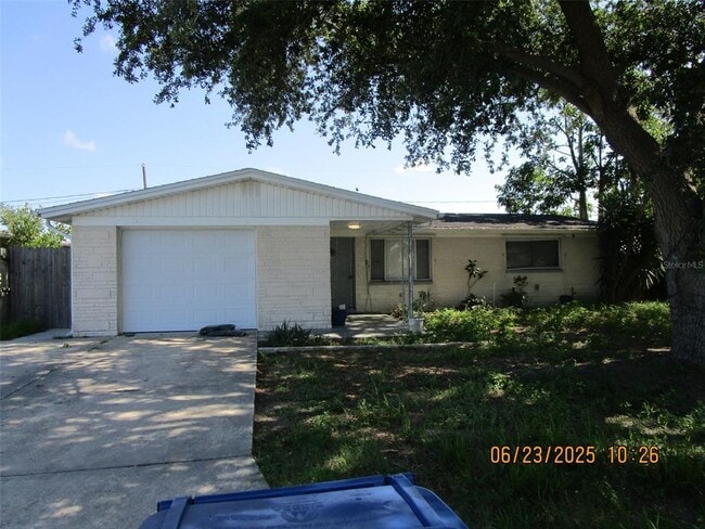 Building Photo - 3911 Redwood Dr Rental