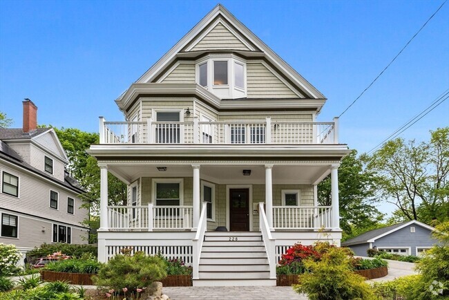 Building Photo - 228 Langley Rd Unit 1 Rental