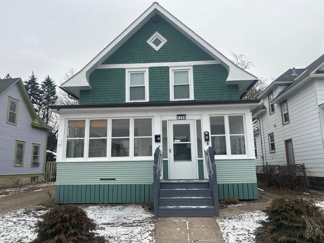 Photo - 1094 13th Ave SE Apartamento Unidad 1st floor