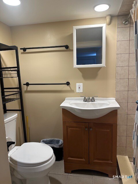 Photo - 2136 Barnum Ave