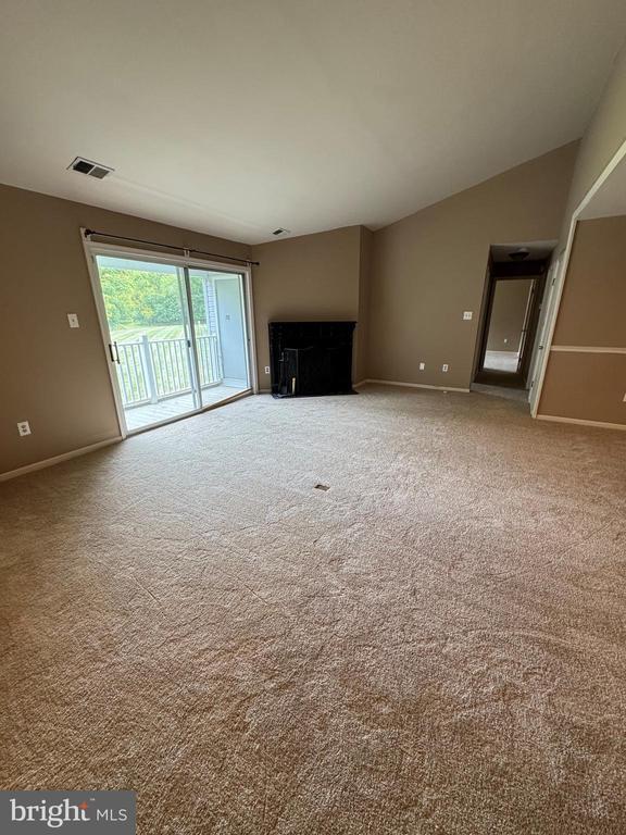 Building Photo - 906 Mews Dr Rental