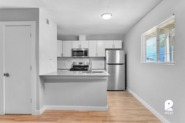 Photo - The Highlander