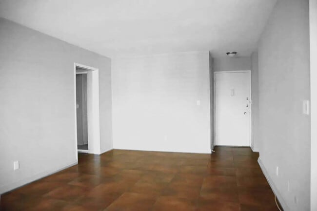 Sala de estar - 1233 N Flores St Unidad 305