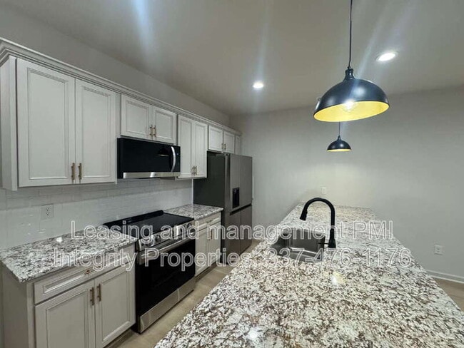 Photo - 101 Foster Grove Drive